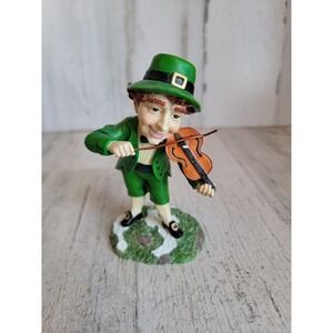 Pipka leprechaun violinist vintage home decor figure st Patrick day